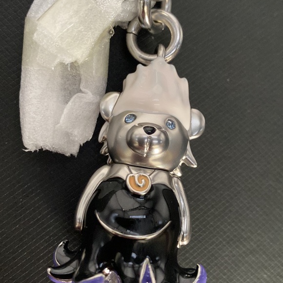 Disney X Coach Ursula Bear Bag Charm Villain's Keychain FOB NWT Queen Metal Ring - Picture 5 of 8
